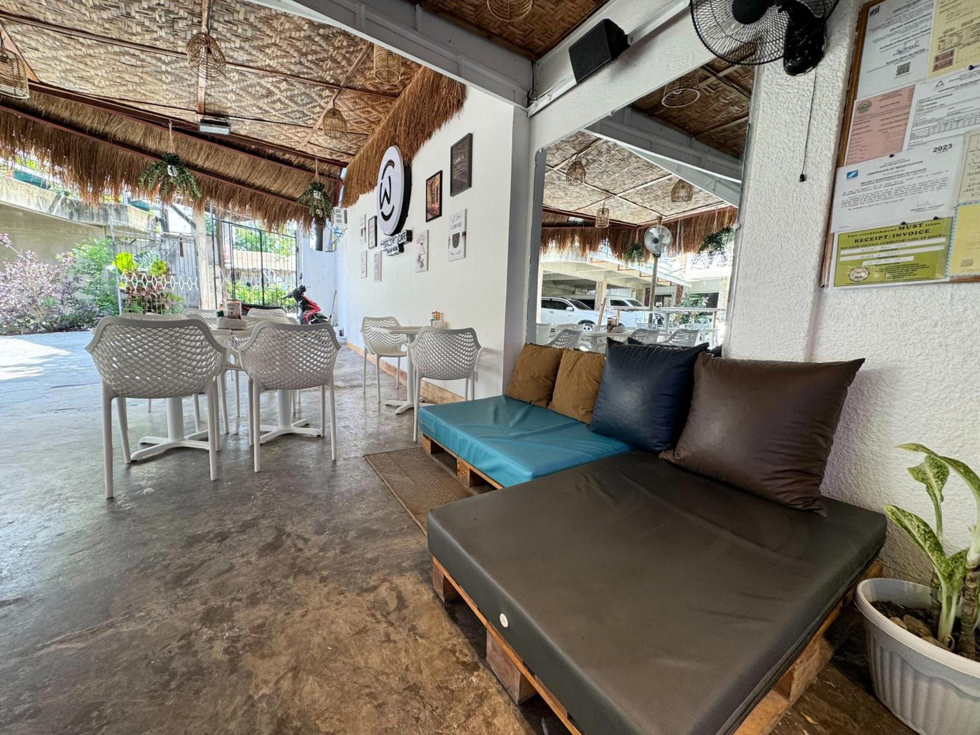 West Coast Beach House Cebu Extérieur photo